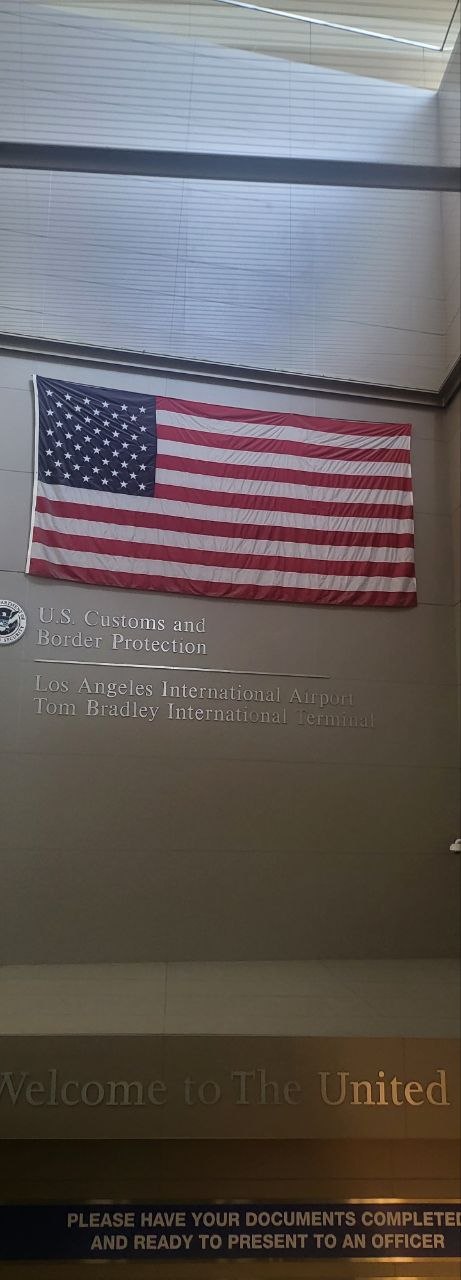 LAX 입국심사장